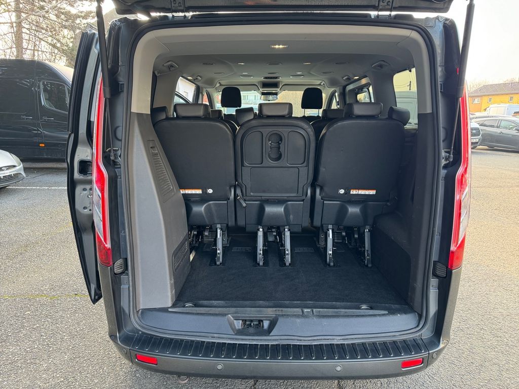 Ford Tourneo Custom Kombi 2,0 l 96 kw