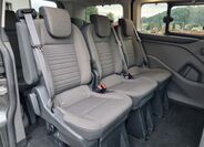 Ford Tourneo Custom 17