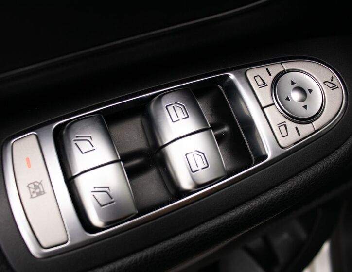 Mercedes-Benz Třídy V 21