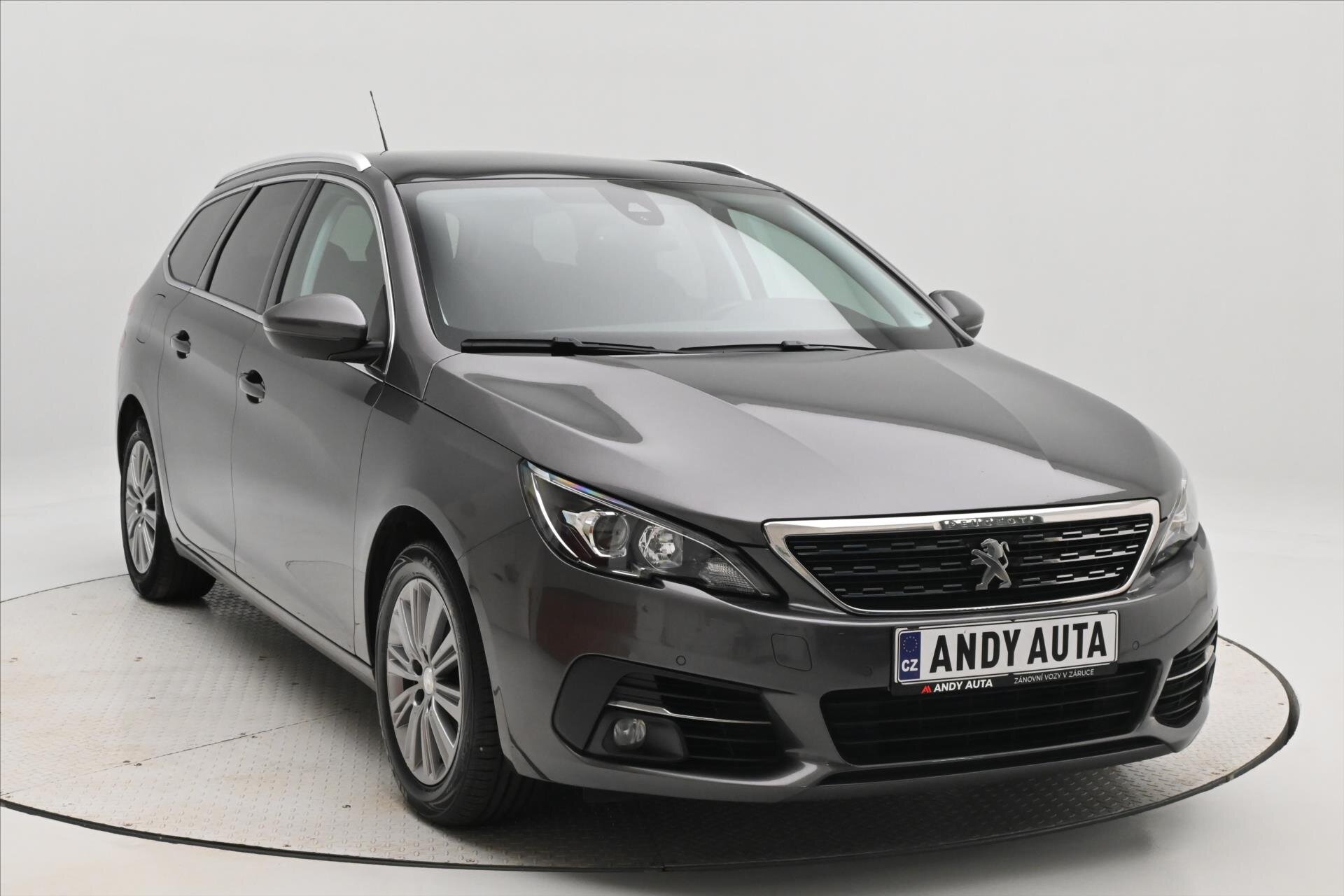 Peugeot 308 Kombi 1,5 l 96 kw