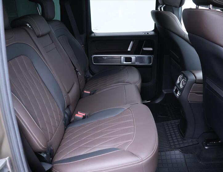 Mercedes-Benz Třídy G 59