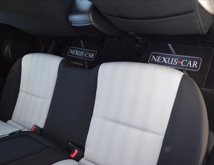 Mazda 3 Hatchback 1,6 l 77 kw