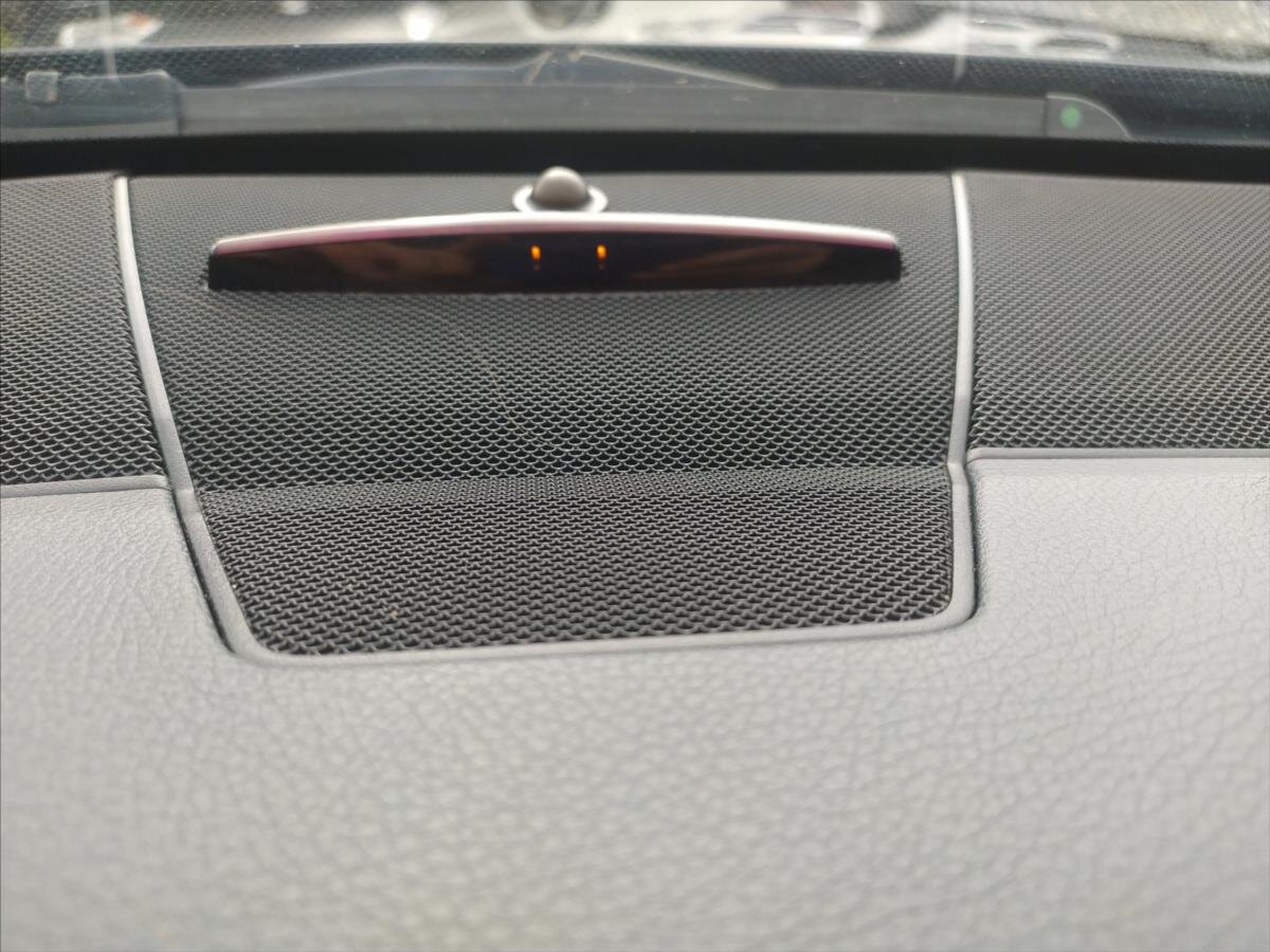 Mercedes-Benz Třídy E Kombi 2,0 l 155 kw