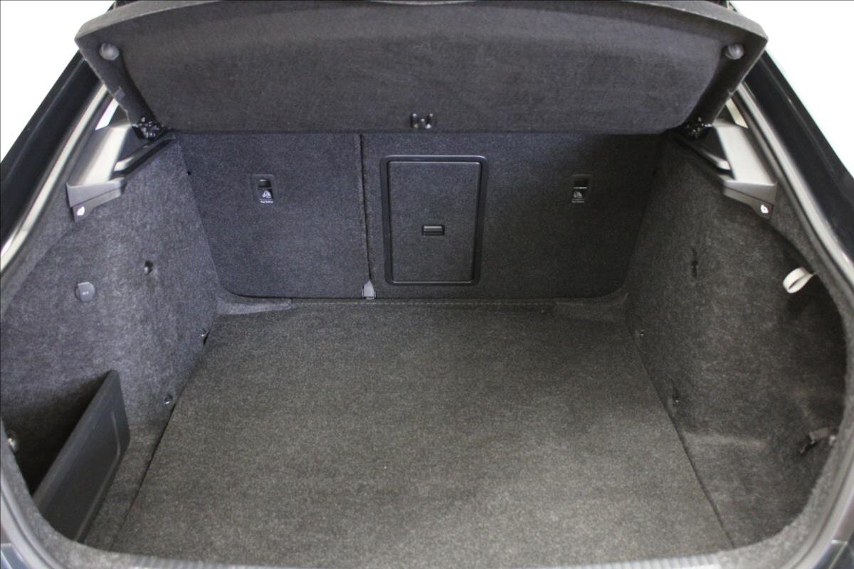 Škoda Octavia Sedan / Limuzína 1,6 l 85 kw