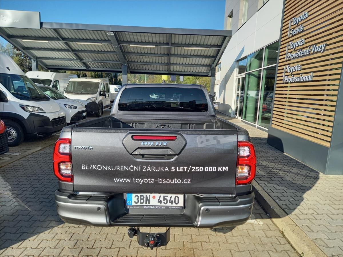 Toyota Hilux Ostatní 2,8 l 150 kw