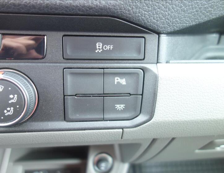 Volkswagen Crafter 28