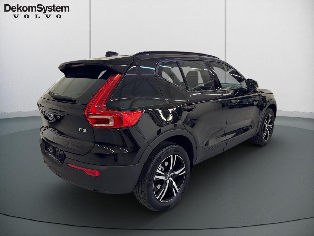 Volvo XC40 SUV 2,0 l 120 kw