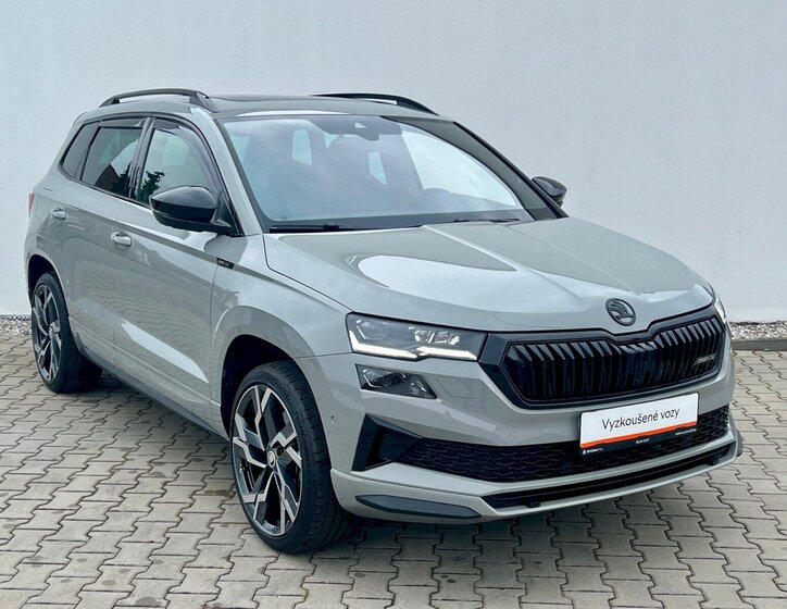 Škoda Karoq SUV / Terénní 1,5 l 110 kw