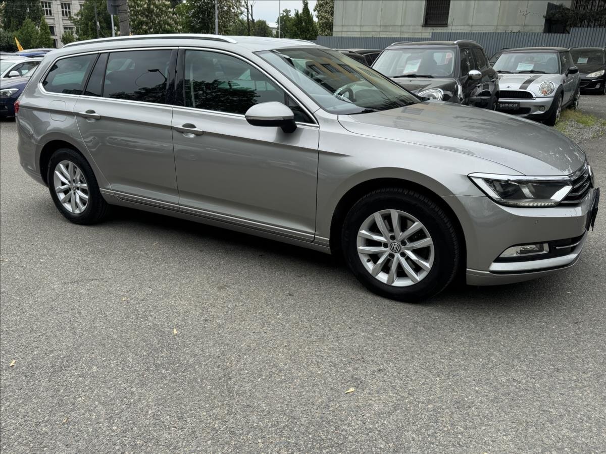 Volkswagen Passat Kombi 2,0 l 110 kw