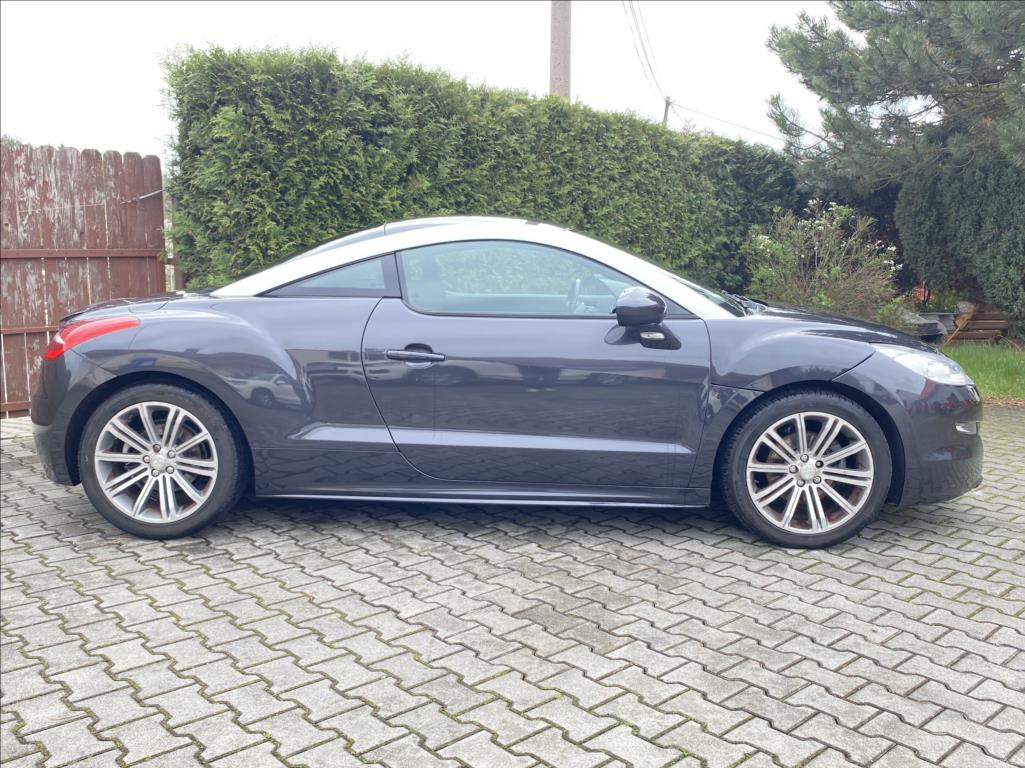 Peugeot RCZ