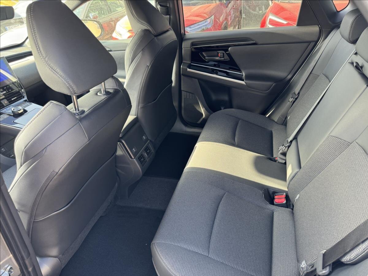 Toyota bZ4X SUV 0,0 150 kw