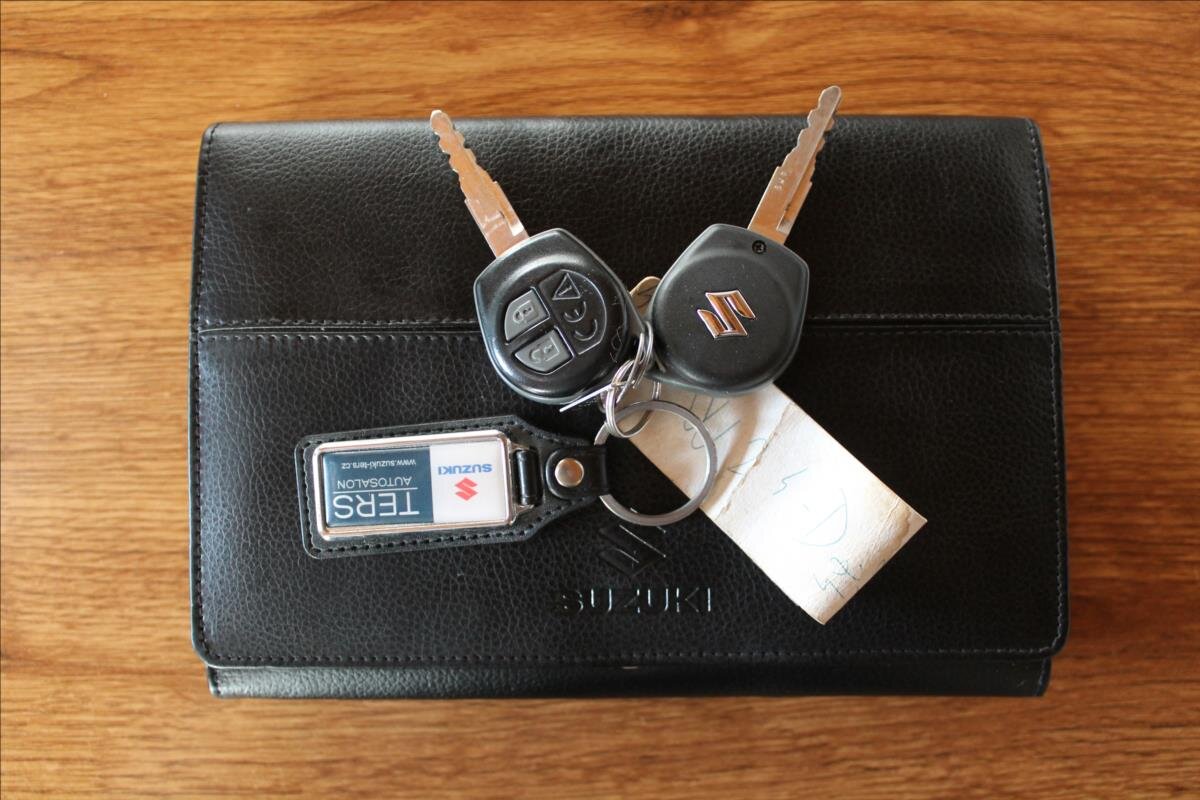 Suzuki Swift Hatchback 1,2 l 61 kw