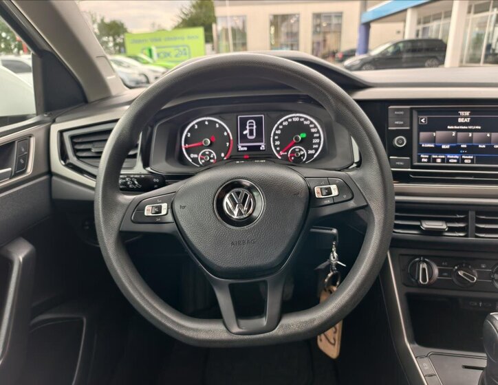 Volkswagen Polo Hatchback 999,0 70 kw