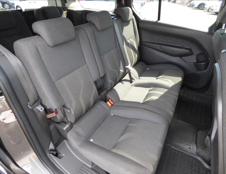 Ford Tourneo Connect 42