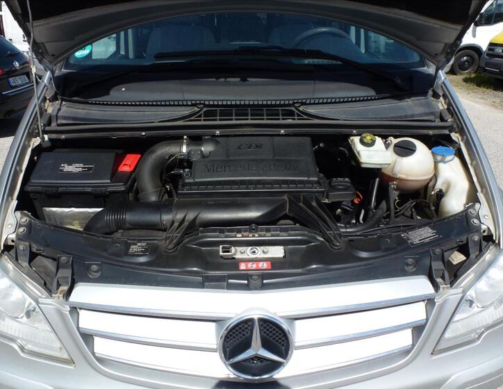 Mercedes-Benz Viano 38
