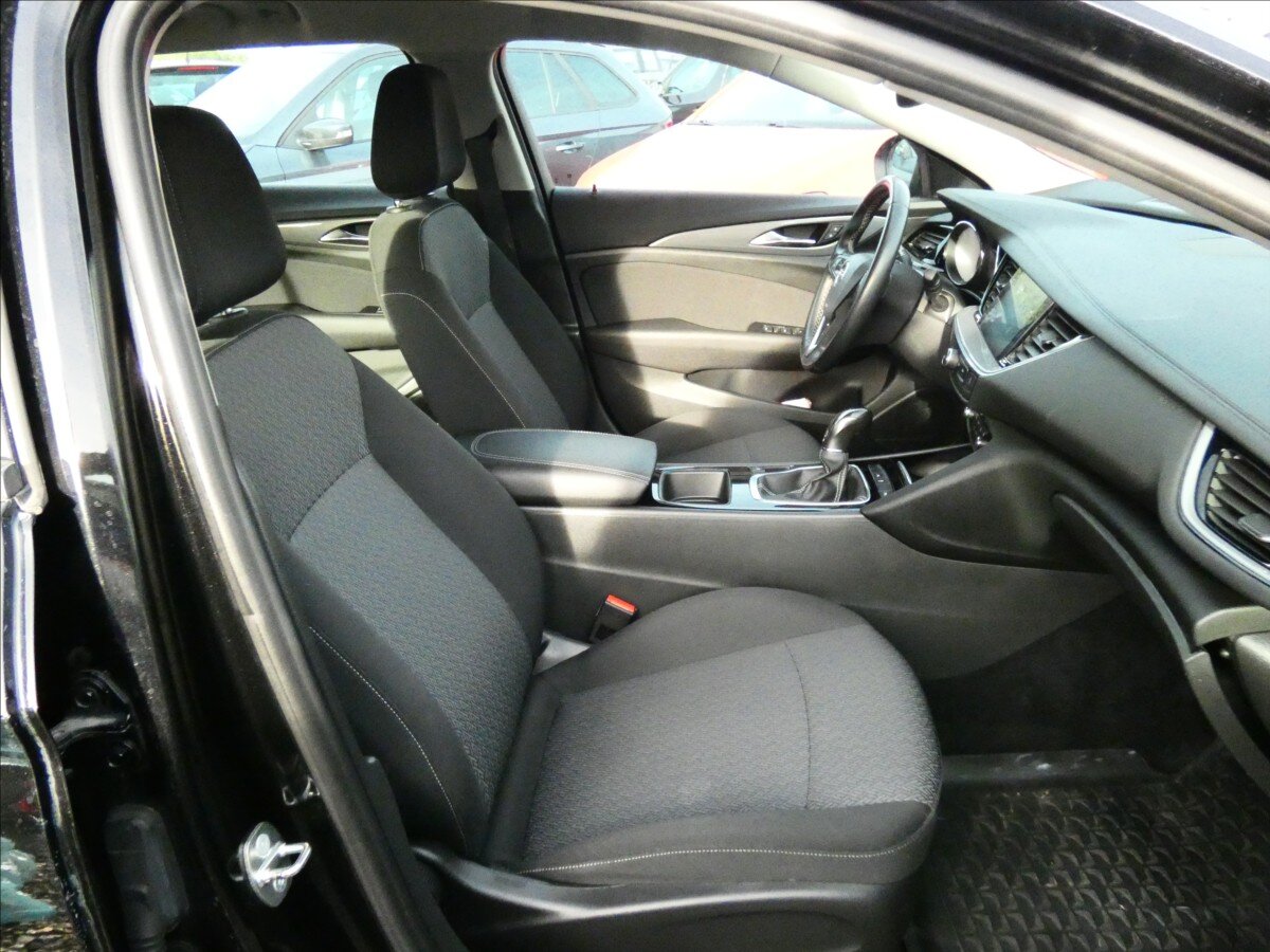 Opel Insignia Kombi 1,6 l 81 kw