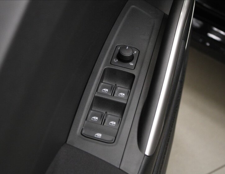 Škoda Fabia Hatchback 999,0 85 kw