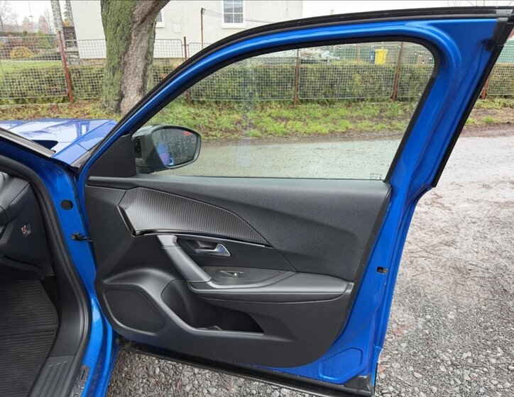 Peugeot 2008 SUV 0,0 100 kw