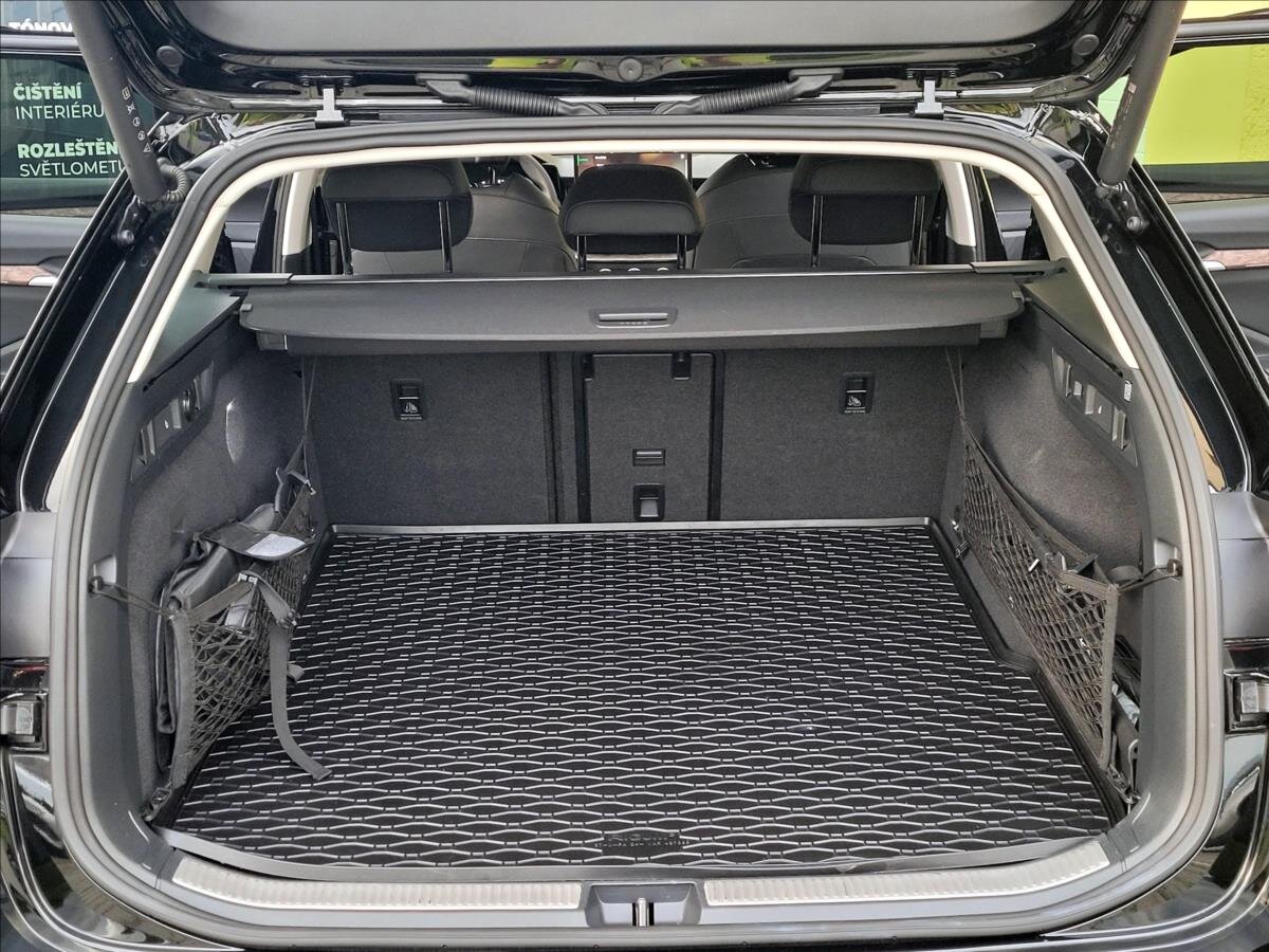 Škoda Superb Kombi 1,5 l 110 kw