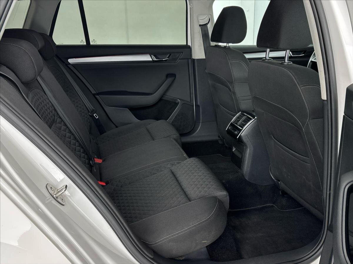 Škoda Superb Kombi 2,0 l 140 kw