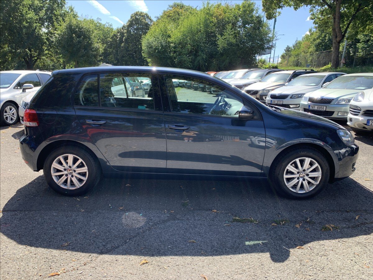 Volkswagen Golf Hatchback 1,2 l 63 kw