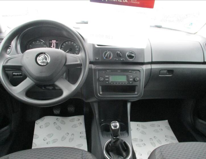 Škoda Fabia 16
