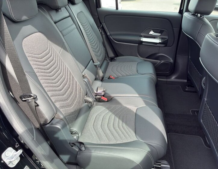 Mercedes-Benz EQB SUV / Terénní 0,0 140 kw