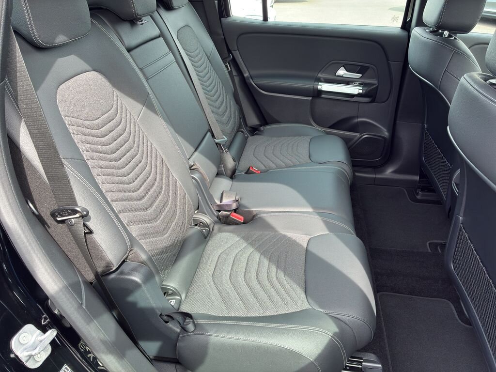 Mercedes-Benz EQB SUV / Terénní 0,0 140 kw