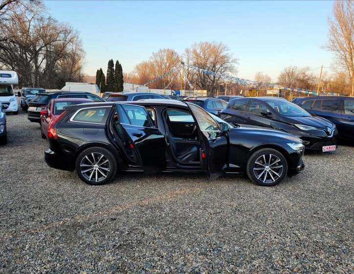 Volvo V60 Kombi 2,0 l 251 kw