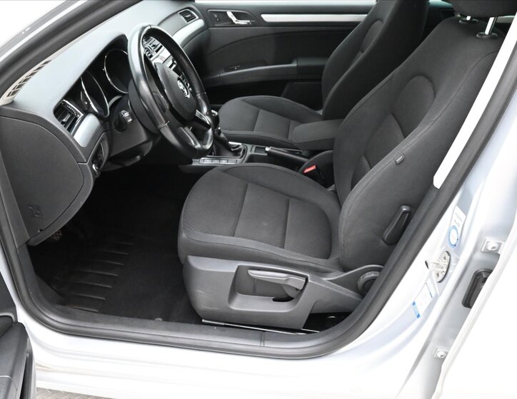 Škoda Superb Kombi 2,0 l 103 kw