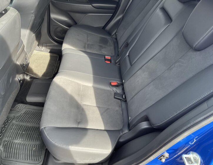 Mitsubishi Eclipse Cross SUV / Terénní 2,4 l 72 kw