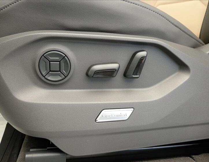 Volkswagen Touareg 17