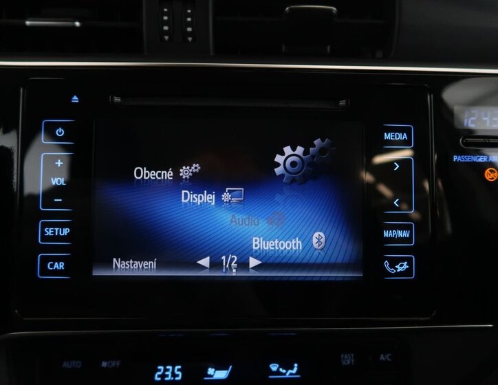 Toyota Auris Kombi 1,6 l 97 kw