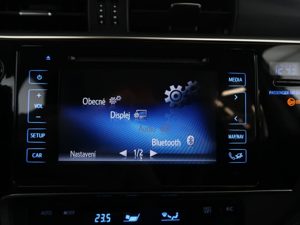 Toyota Auris Kombi 1,6 l 97 kw