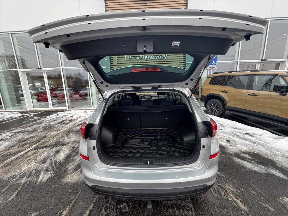 Hyundai Tucson SUV 1,6 l 97 kw