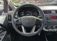 KIA Rio 17