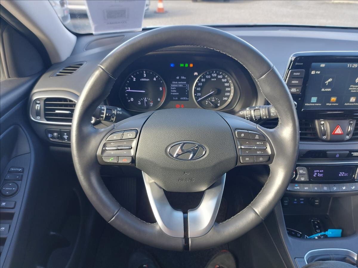 Hyundai i30 Kombi 1,6 l 85 kw