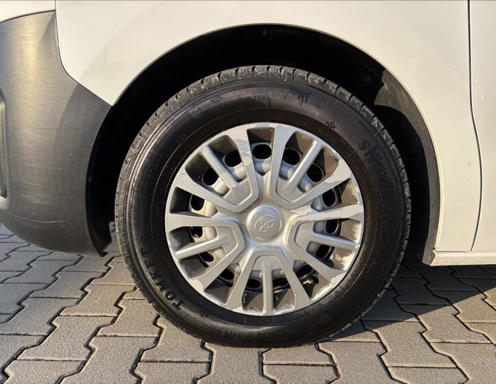 Toyota ProAce Skříň 2,0 l 90 kw