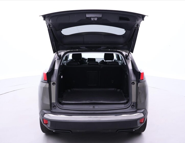 Peugeot 3008 SUV 1,2 l 96 kw