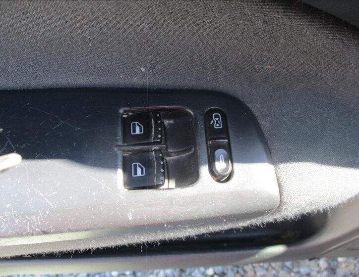 Škoda Octavia Liftback 1,6 l 75 kw