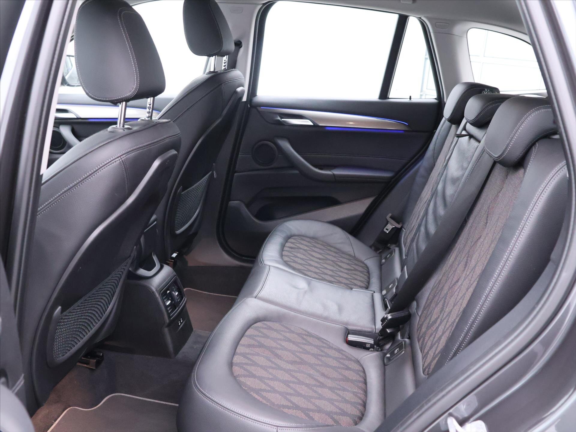 BMW X1 SUV 1,5 l 100 kw