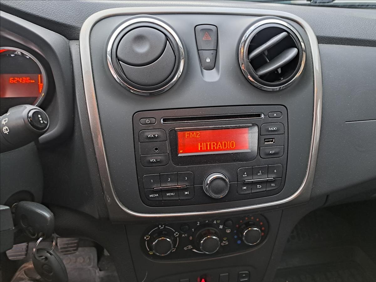 Dacia Sandero Hatchback 1,1 l 54 kw