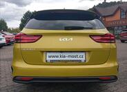 KIA Ceed 8