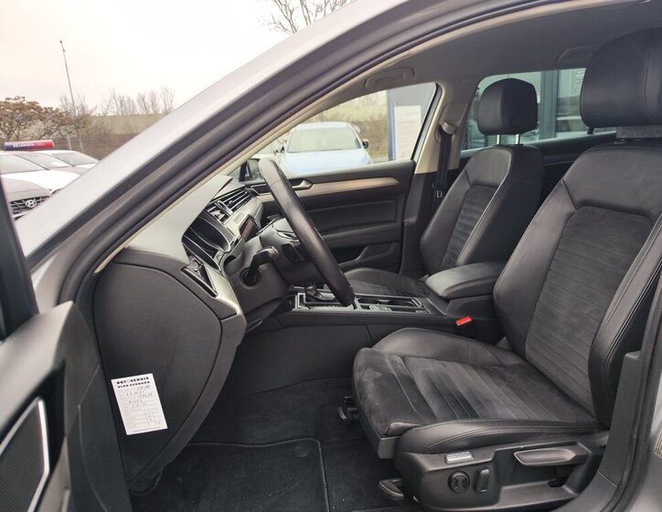 Volkswagen Passat Sedan 2,0 l 140 kw