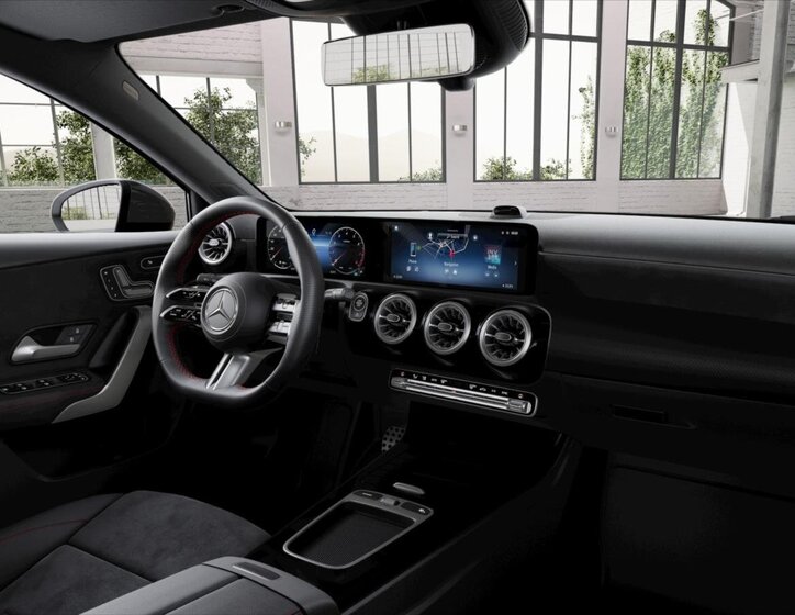 Mercedes-Benz Třídy A Hatchback 1,3 l 120 kw