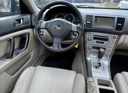 Subaru Legacy Kombi 3,0 l 180 kw