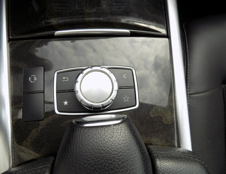 Mercedes-Benz Třídy E Sedan / Limuzína 2,1 l 125 kw