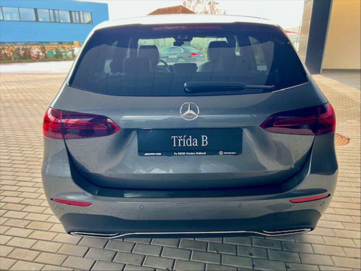 Mercedes-Benz Třídy B Hatchback 2,0 l 110 kw