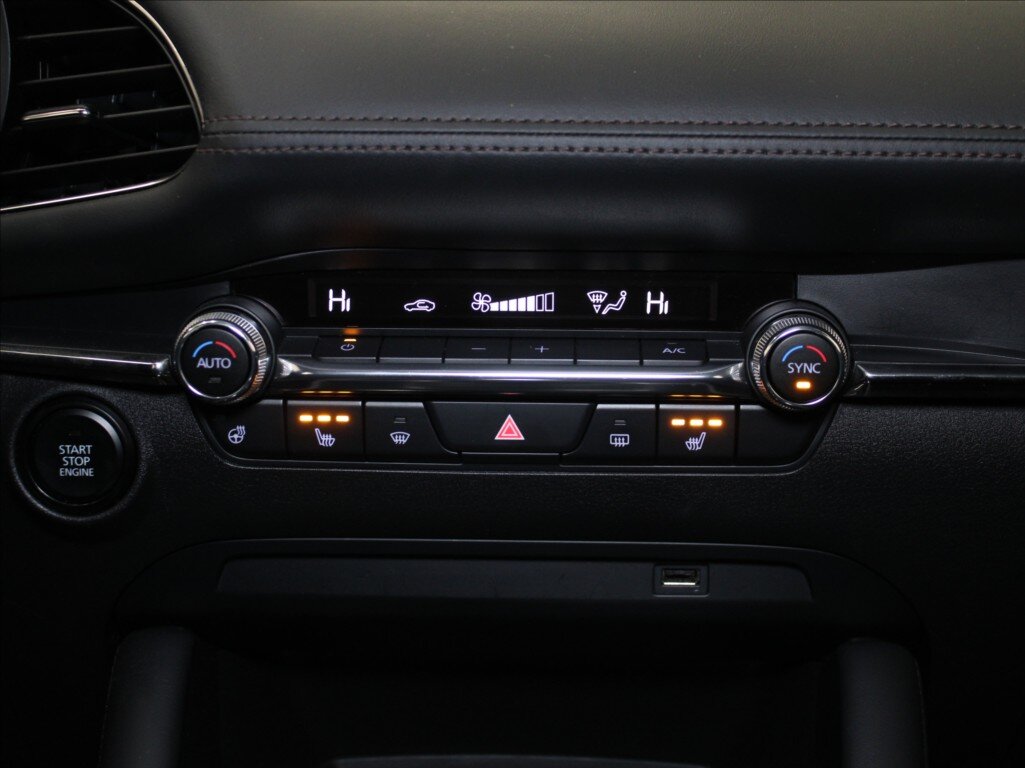 Mazda 3 Sedan 2,0 l 90 kw