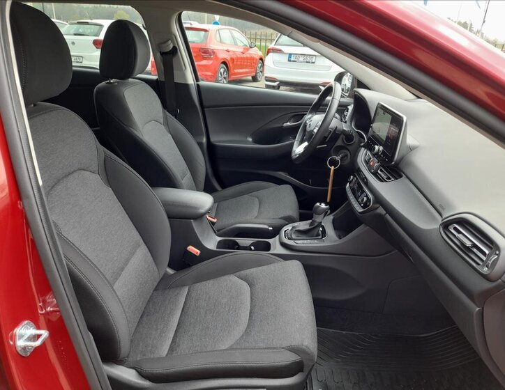 Hyundai i30 Kombi 998,0 88 kw